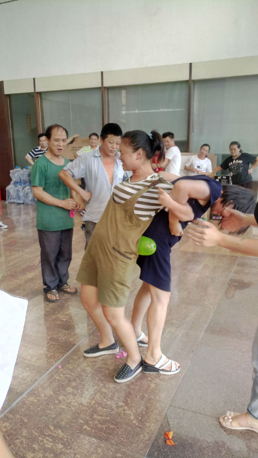 和佳庭蹲便器水箱生日會現(xiàn)場 和佳庭蹲便器水箱生日會現(xiàn)場