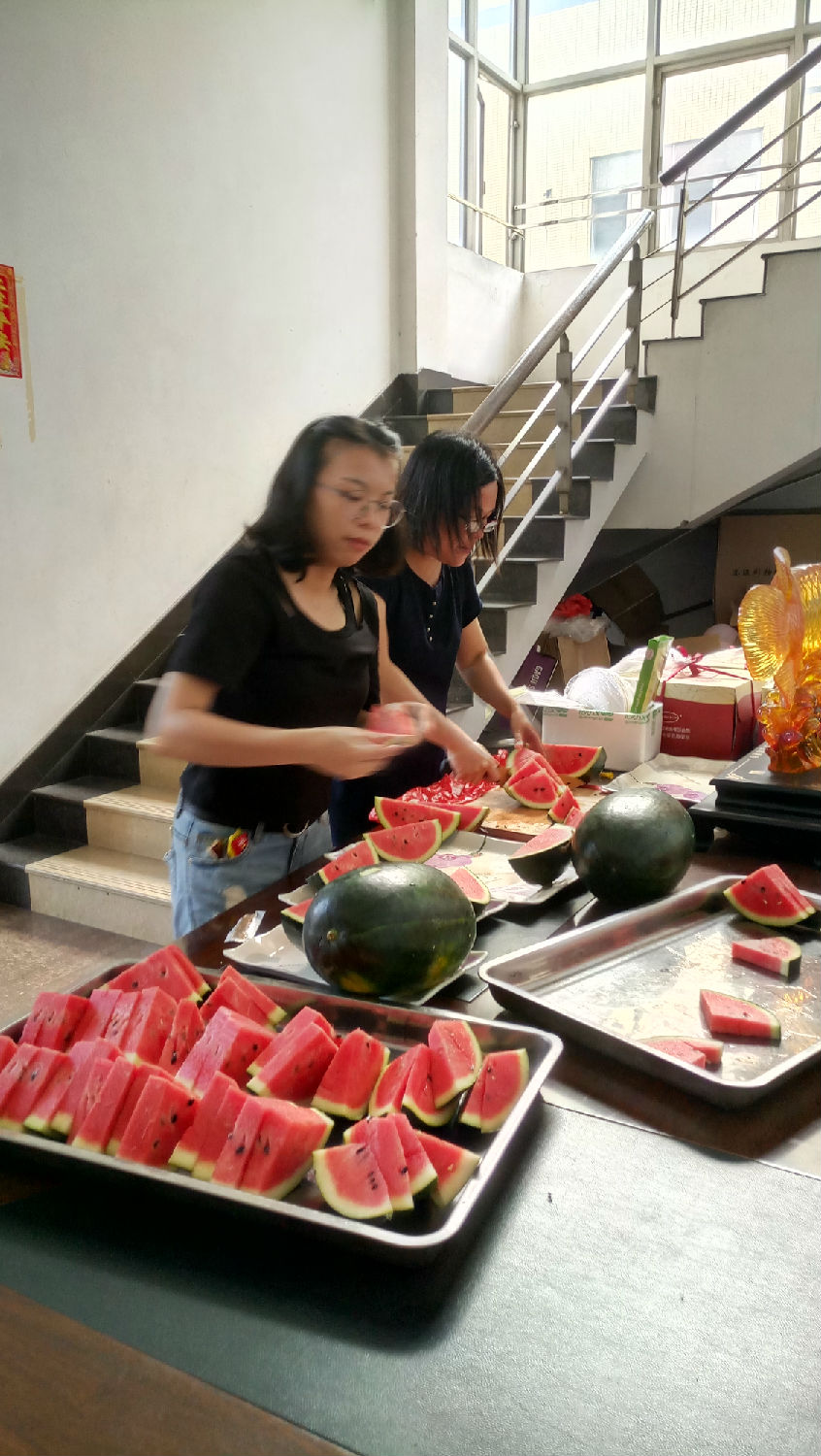 和佳庭蹲便器水箱生日會現(xiàn)場 和佳庭蹲便器水箱生日會現(xiàn)場